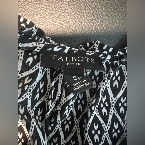 Talbots tank top sheer cotton pattern black and white front button - Picture 2 of 3